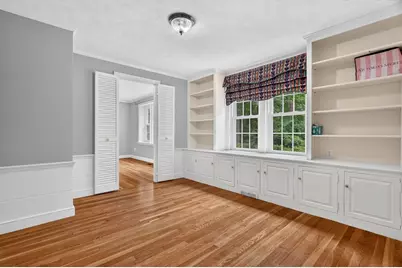 131 Montvale Rd, Weston, MA 02493 - Photo 9