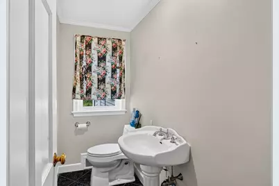 131 Montvale Rd, Weston, MA 02493 - Photo 15