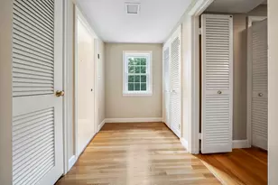 131 Montvale Rd, Weston, MA 02493 - Photo 9