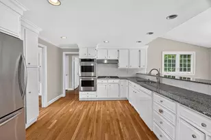 131 Montvale Rd, Weston, MA 02493 - Photo 11