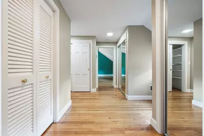 131 Montvale Rd, Weston, MA 02493 - Photo 13