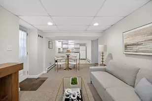 128 Rowe St, Melrose, MA 02176 - Photo 25