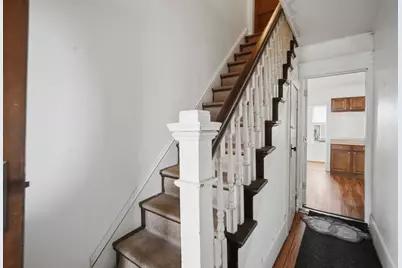 39 Baldwin St, West Springfield, MA 01089 - Photo 27