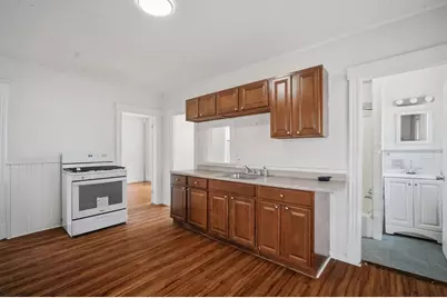 39 Baldwin St, West Springfield, MA 01089 - Photo 5