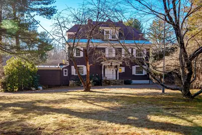 184 A Hart St, Beverly, MA 01915 - Photo 1