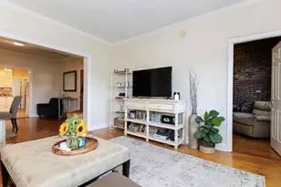 34 Austin St, Boston, MA 02129 - Photo 3