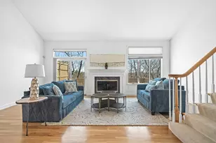 7 Wainwright Rd, Winchester, MA 01890 - Photo 15