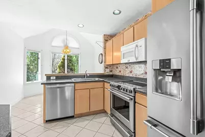 7 Wainwright Road #107, Winchester, MA 01890 - Photo 7