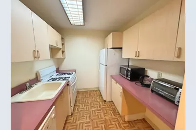 33 Pond Ave #608, Brookline, MA 02445 - Photo 5