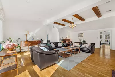 39 Kings Grant Rd, Weston, MA 02493 - Photo 5