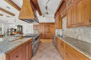 39 Kings Grant Rd, Weston, MA 02493 - Photo 15