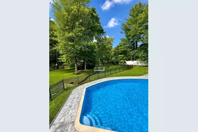901 Randolph Ave, Milton, MA 02186 - Photo 9