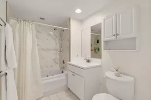 65 Chelsea St, Boston, MA 02129 - Photo 13