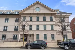 65 Chelsea St, Boston, MA 02129 - Photo 15