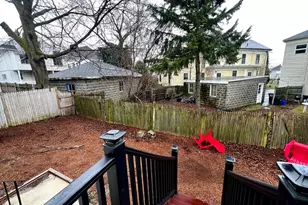 12 Bailey St, Somerville, MA 02144 - Photo 11