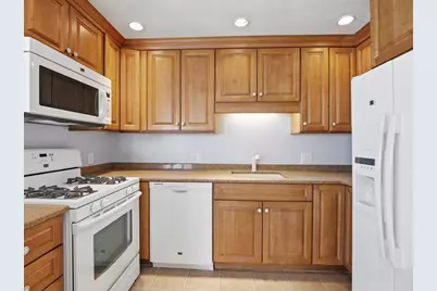 178 N End Blvd #F, Salisbury, MA 01952 - Photo 9