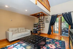 8 Old Fisher Ln, Walpole, MA 02081 - Photo 3