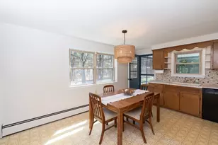 60 Crooked Spring Rd, Chelmsford, MA 01863 - Photo 5