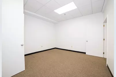 400 Grove Street #6, Worcester, MA 01605 - Photo 13