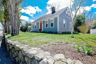 586-A Front St, Marion, MA 02738 - Photo 3
