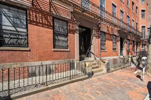 17 Bowdoin St, Boston, MA 02114 - Photo 19