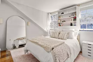 17 Bowdoin St, Boston, MA 02114 - Photo 11