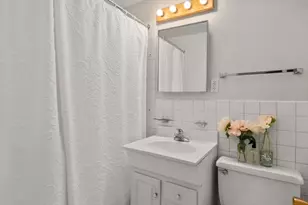 17 Bowdoin St, Boston, MA 02114 - Photo 13