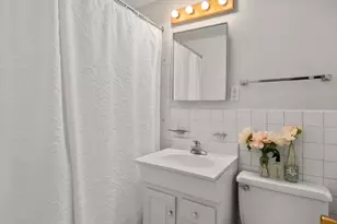 17 Bowdoin St, Boston, MA 02114 - Photo 13