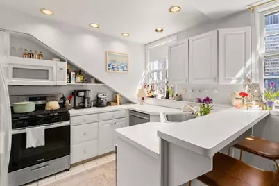 17 Bowdoin St #5BC, Boston, MA 02114 - Photo 1