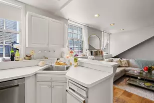 17 Bowdoin St, Boston, MA 02114 - Photo 3