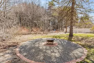 21 Cottage St, Medway, MA 02053 - Photo 29