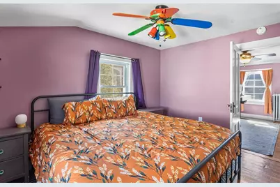 21 Cottage St, Medway, MA 02053 - Photo 17