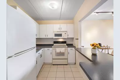 200 Swanton St #717, Winchester, MA 01890 - Photo 3