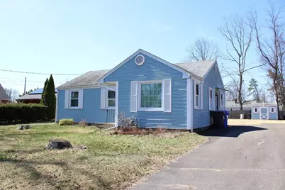 16 N. Hood St, Springfield, MA 01109 - Photo 1