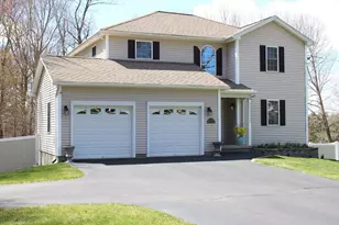 2026 Parker St, Springfield, MA 01128 - Photo 3