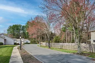 399 Bridge Rd, Northampton, MA 01062 - Photo 3