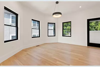 94 Lexington St, Watertown, MA 02472 - Photo 11