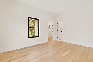 94 Lexington St, Watertown, MA 02472 - Photo 27