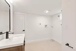 94 Lexington St, Watertown, MA 02472 - Photo 33