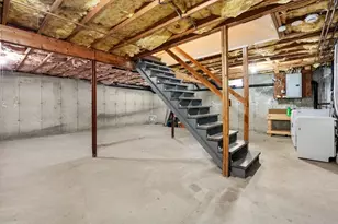 14 Emily Ln, Northampton, MA 01060 - Photo 37