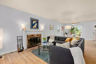 14 Emily Ln, Northampton, MA 01060 - Photo 5