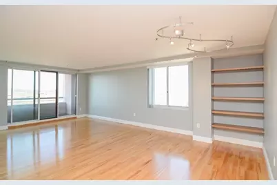 350 Revere Beach Blvd #8S, Revere, MA 02151 - Photo 9