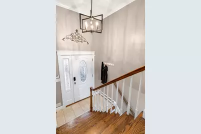 17 Collins Road, Wakefield, MA 01880 - Photo 3