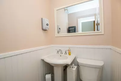 11 Linden Street, Reading, MA 01867 - Photo 11