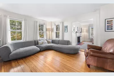 29 Cottage St, Wellesley, MA 02482 - Photo 5