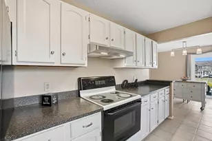 1 South St, Upton, MA 01568 - Photo 5