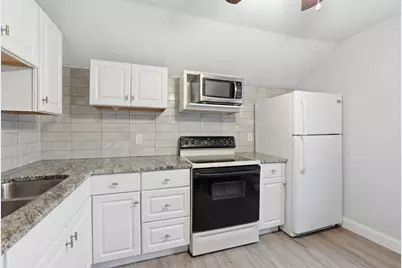 38 Prospect St, Ludlow, MA 01056 - Photo 17