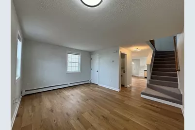 9 Packard St #9, Lawrence, MA 01843 - Photo 3