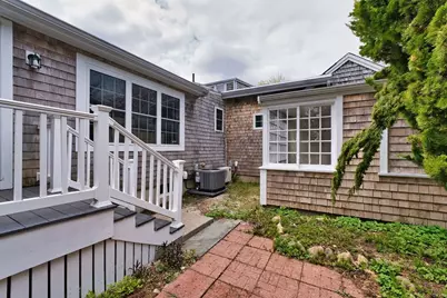 86 Shipyard Ln, Dartmouth, MA 02748 - Photo 9