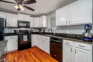 56 Mahogany Run, Leominster, MA 01453 - Photo 5